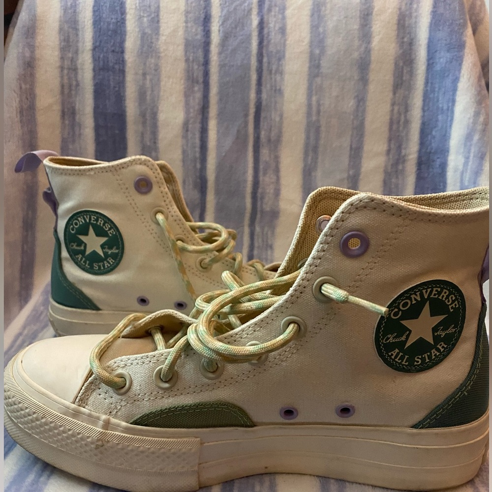 Converse platform sneakers
